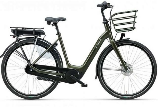 Nu har vi fyllt på lagret med en av våra mer populära mittdrivna el-cyklar. Batavus Luca LX. Välkomna in och prova😃